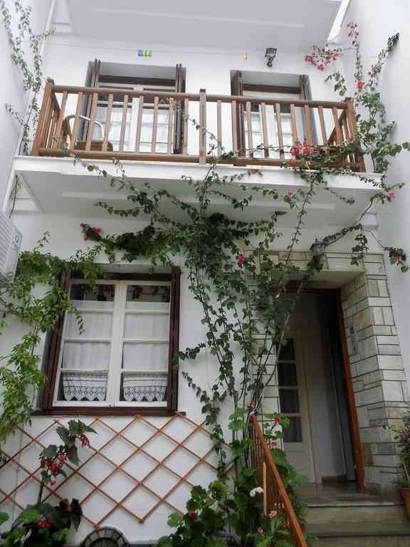 Aggela Guesthouse Szkópelosz Kültér fotó
